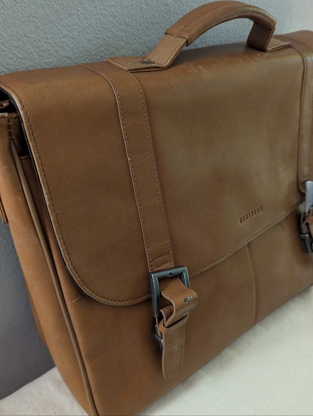 Heritage Colombian Genuine Leather 16